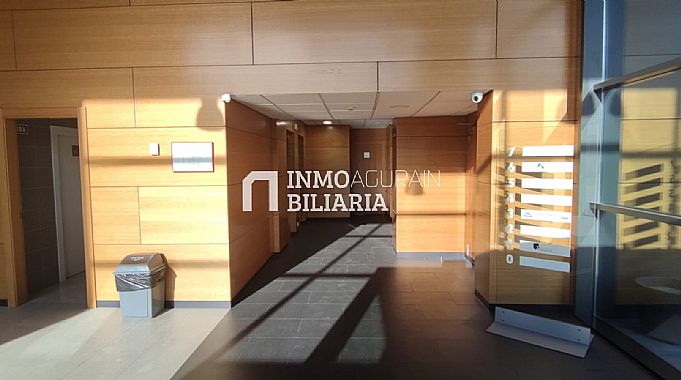 OFICINA PLANTA ENTERA BERRIOPLANO