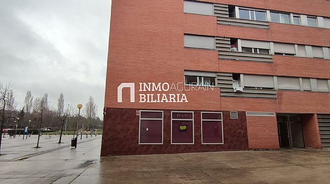 Venta de local comercial en Berriozar