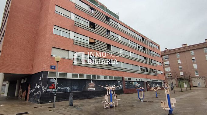 Venta de local comercial en Berriozar