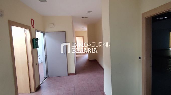 Venta de local comercial en Berriozar
