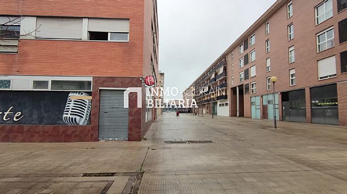 Venta de local comercial en Berriozar