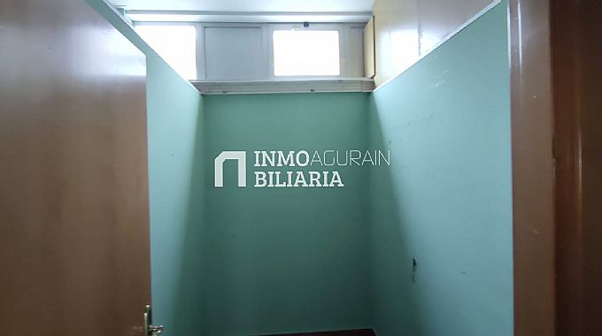 Venta de local comercial en Berriozar