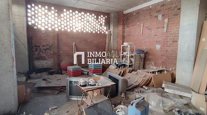 Venta de local comercial en Burlada