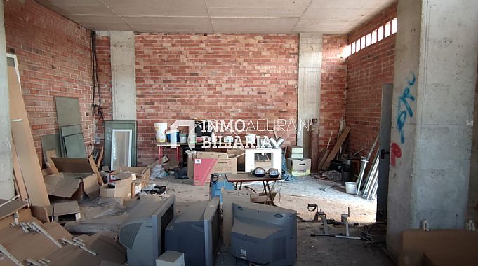 Venta de local comercial en Burlada