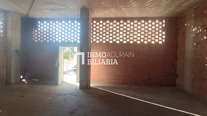 Venta de local comercial en Burlada