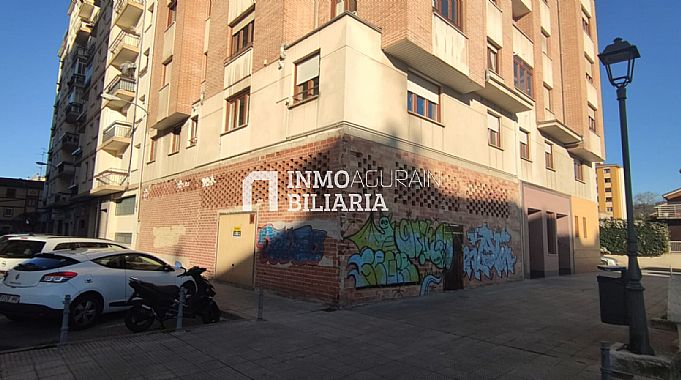 Venta de local comercial en Burlada