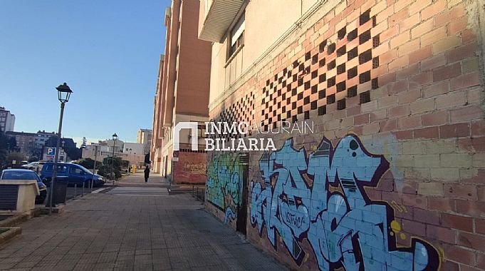 Venta de local comercial en Burlada