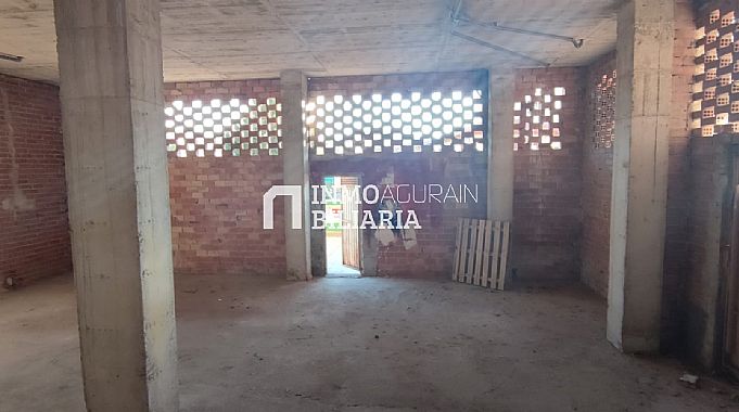 Venta de local comercial en Burlada
