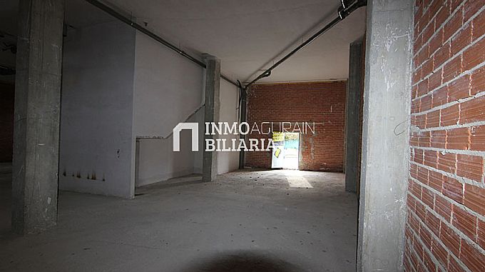 Venta de local comercial en Irua de Oca
