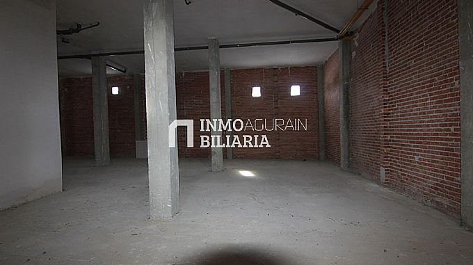 Venta de local comercial en Irua de Oca