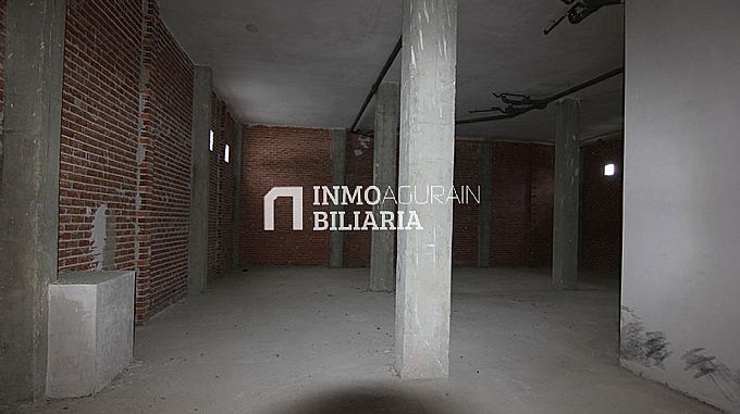 Venta de local comercial en Irua de Oca