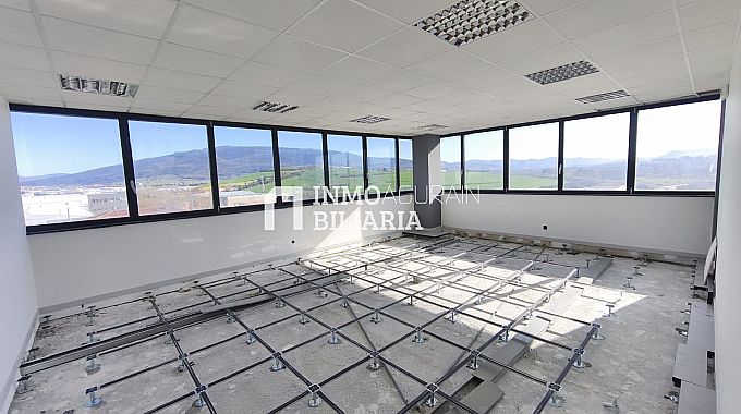 OFICINA EN ORKOIEN POLGONO LA MUGA