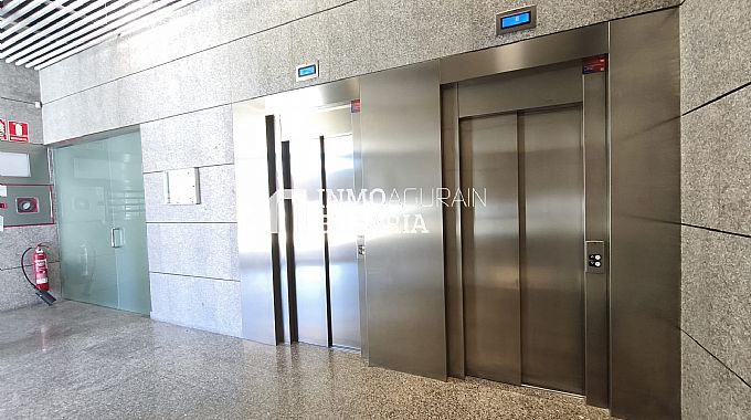 OFICINA EN ORKOIEN POLGONO LA MUGA