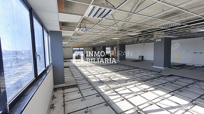 OFICINA EN ORKOIEN POLGONO LA MUGA