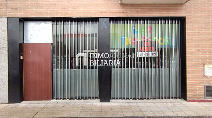 Venta de local comercial en Pamplona