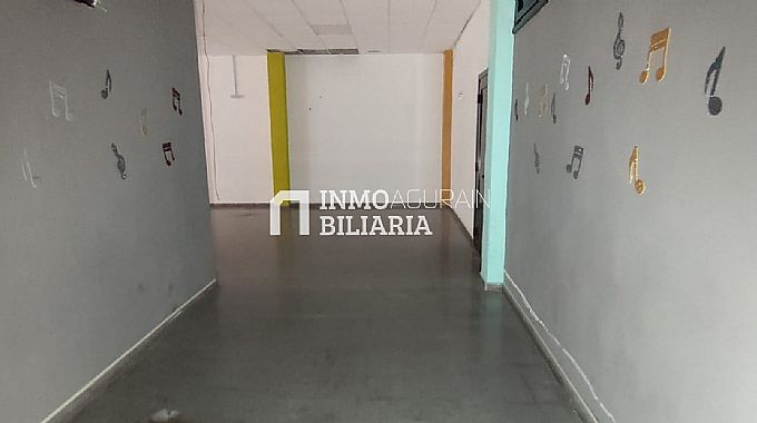Venta de local comercial en Pamplona