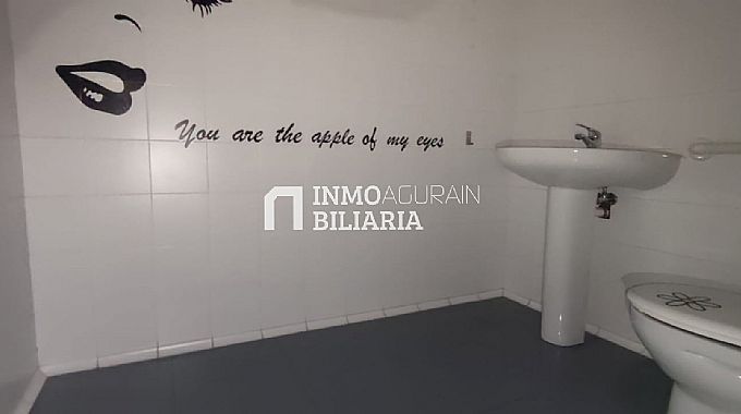 Venta de local comercial en Pamplona