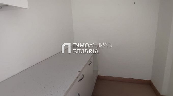 Venta de local comercial en Pamplona