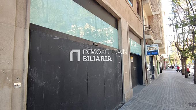 Venta de local comercial en Pamplona
