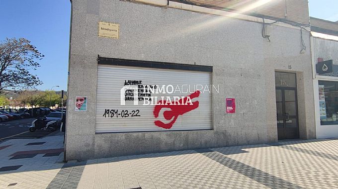 Venta de local comercial en Pamplona