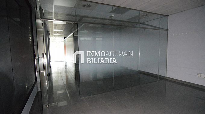 Venta de local comercial en Pamplona