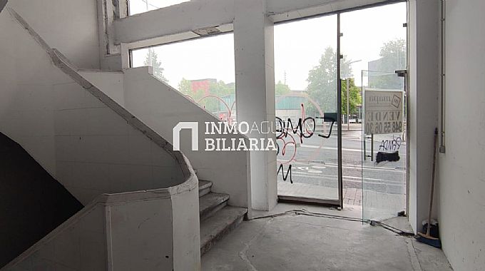 Venta de local comercial en Pamplona