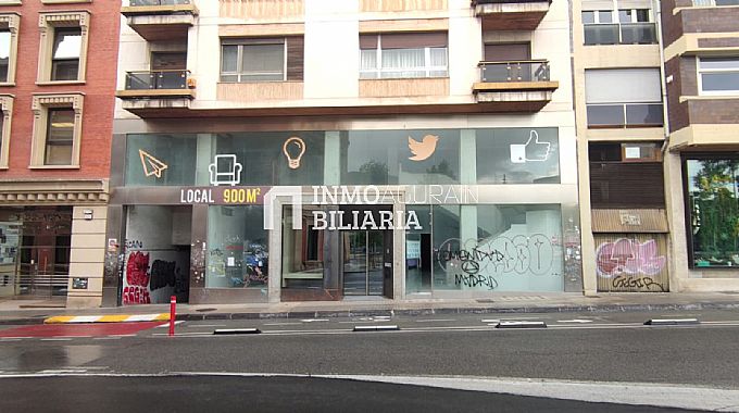 Venta de local comercial en Pamplona