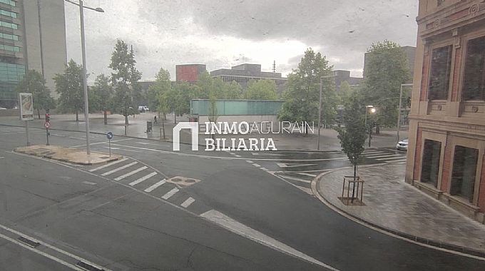 Venta de local comercial en Pamplona