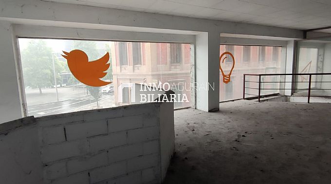 Venta de local comercial en Pamplona