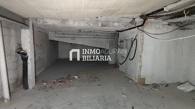 Venta de local comercial en Pamplona