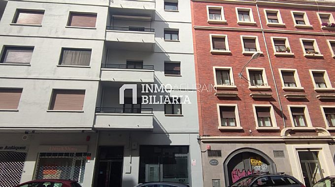 LOCAL EN VENTA EN CALLE PADRE CALATAYUD (2 ENSANCHE) DE PAMPLONA