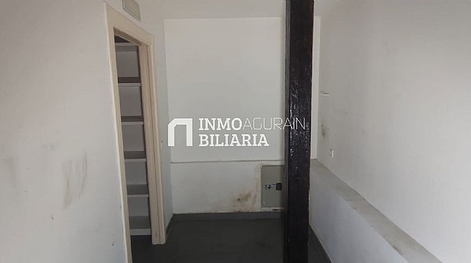 LOCAL EN VENTA EN CALLE PADRE CALATAYUD (2 ENSANCHE) DE PAMPLONA