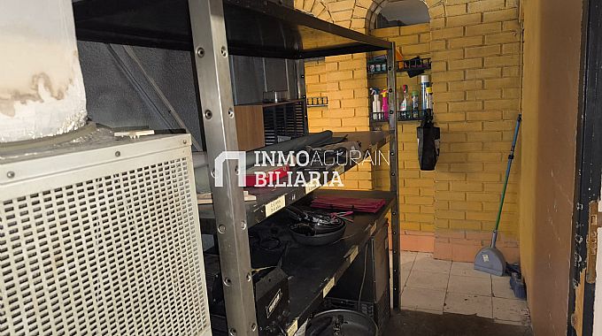 LOCAL EN TRANTREA