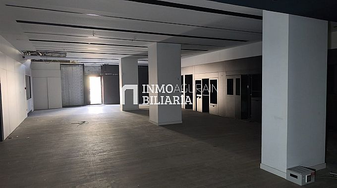 LOCAL EN MARCELO CELAYETA