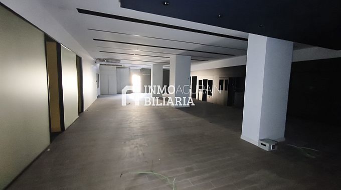 LOCAL EN MARCELO CELAYETA