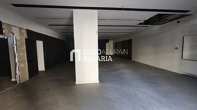 LOCAL EN MARCELO CELAYETA