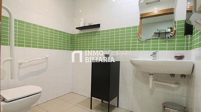 Venta de local comercial en Salvatierra-Agurain