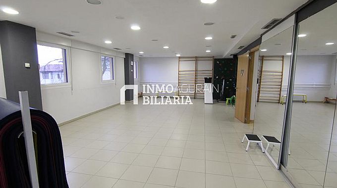 Venta de local comercial en Salvatierra-Agurain