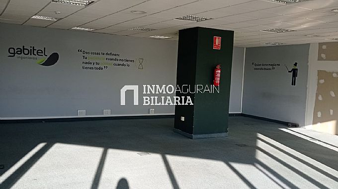 OFICINA DE 200 m aprox. A LA VENTA 