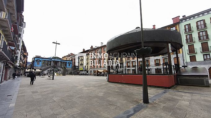 LOCAL EN TOLOSA