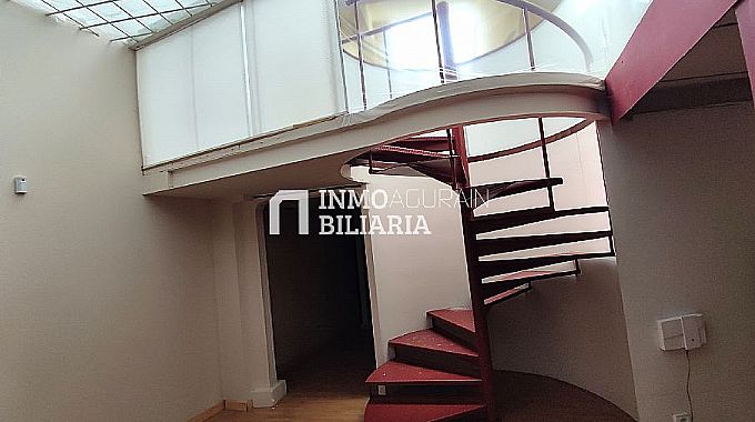 Venta de local comercial en Vitoria-Gasteiz