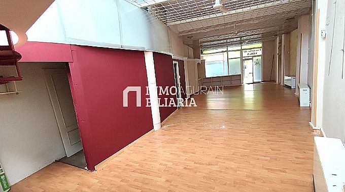Venta de local comercial en Vitoria-Gasteiz