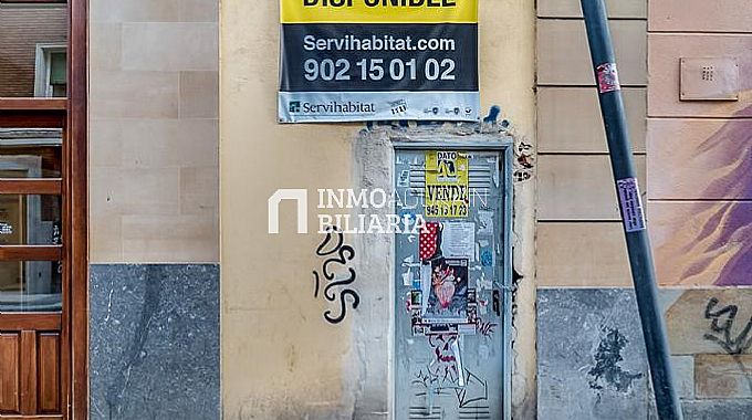 LOCAL EN BRUTO EN CASCO HISTORICO