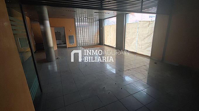 Venta de local comercial en Vitoria-Gasteiz