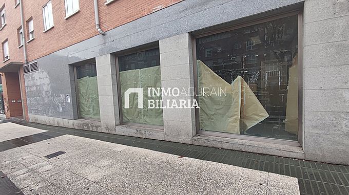 Venta de local comercial en Vitoria-Gasteiz