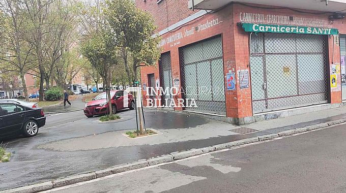 LOCAL COMERCIAL EN REYES DE NAVARRA