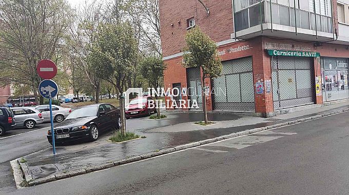 LOCAL COMERCIAL EN REYES DE NAVARRA