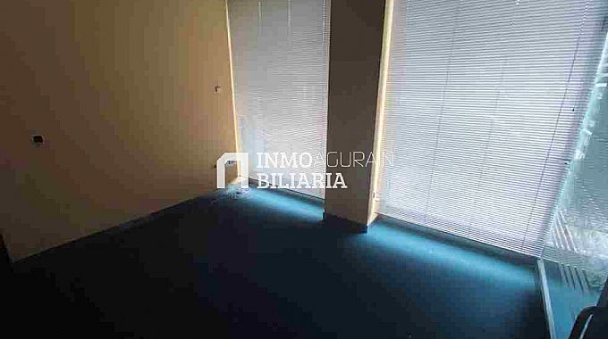 Venta de local comercial en Vitoria-Gasteiz