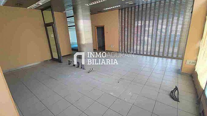 Venta de local comercial en Vitoria-Gasteiz