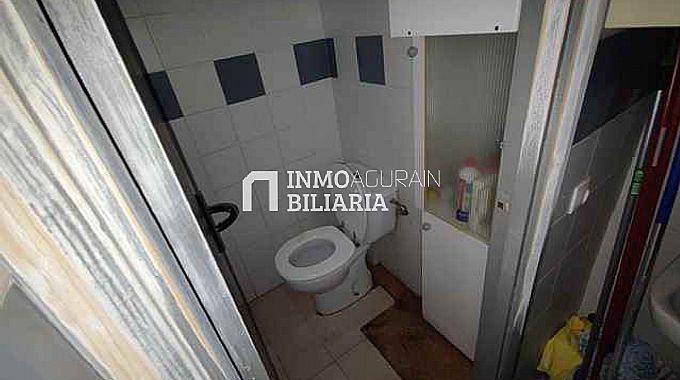 Venta de local comercial en Vitoria-Gasteiz